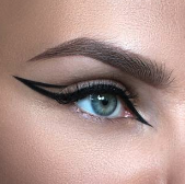 Winky Lux Cosmetics eye make-up